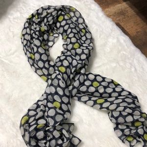 Large blanket shaped but lightweight scarf